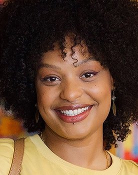 Haonê Thinar as Pam