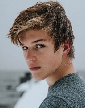 Alex Lange