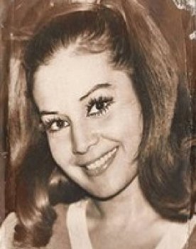 Ayşin Atav as 