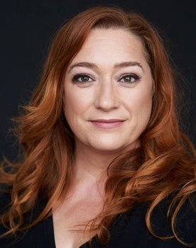 Niamh Kavanagh as Self