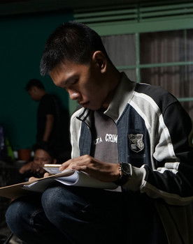 Lindo Habie as People in the Corridor