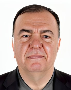 Mazlum Kiper as Kırat