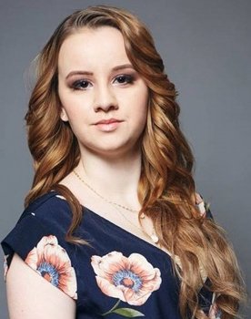 Kayla Sessler as Herself