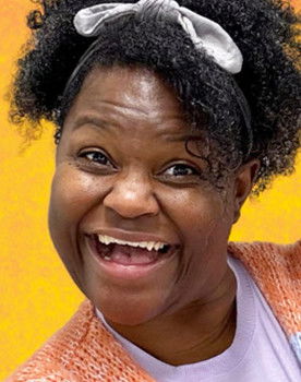 Leslie Rob as Mindy (voice)