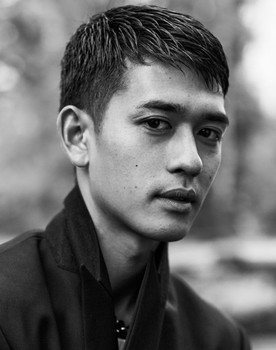 Keisuke Asano as Keisuke