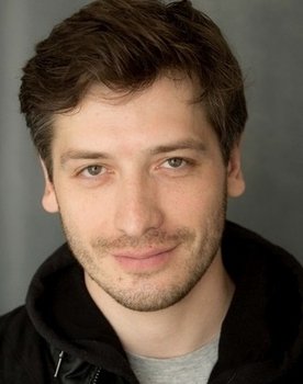 Nikita Chekanov as Petya