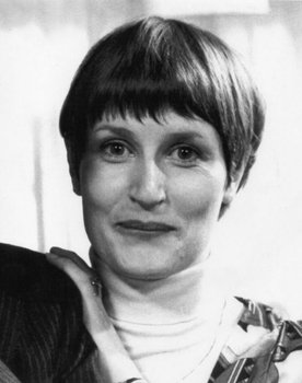 Diana Hoddinott as Wife / Husband