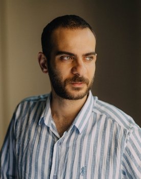 Behrad Selahvarzi as Hooman