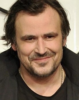 Bartosz Opania