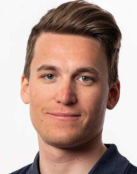 Martin Ponsiluoma as Self - Contestant