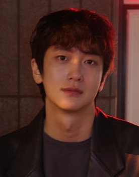 김흥준 as Kyu-Sung