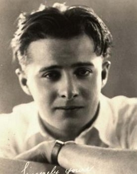 Gaston Glass as 