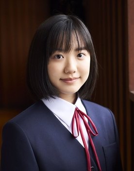 Mana Ashida Photo