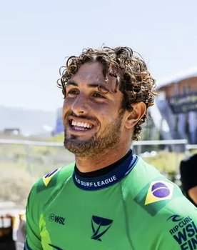 João Chianca as Self