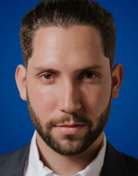 Juan David Guardia as Antonio Maldonado