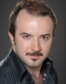 Aykut Köseler as 