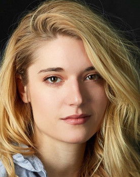 Morgan Wolk as Janie