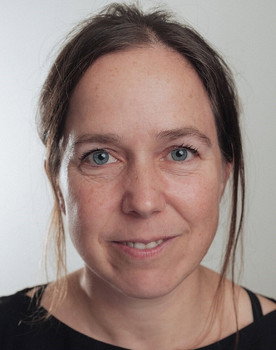 Mélanie Carrier as 
