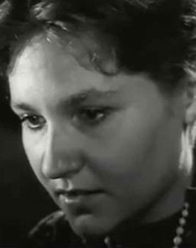 Irina Duka as леди Снируэл