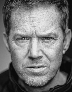 Kris Hitchen as Rob