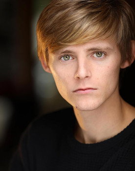 Dean Hermansen as Brandon