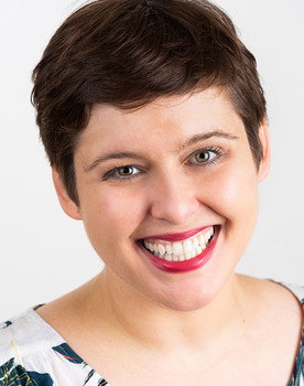 Amy Currie as Cousin Pearl