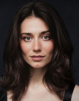 Hannah Shealy as Georgia