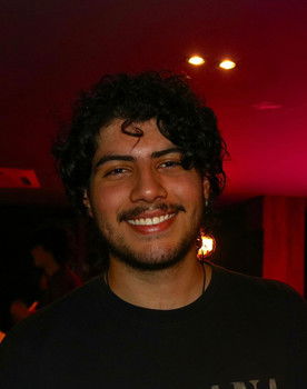 Santiago Velasco Calderón as Extra