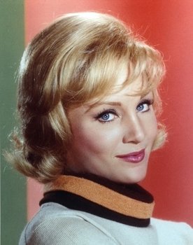 Susan Oliver as Leona Serling