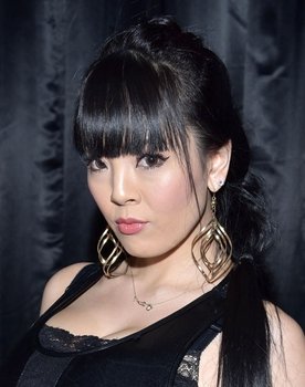 Hitomi Tanaka as Kazuko Umeno