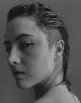 Melanie Montalvo as Aura