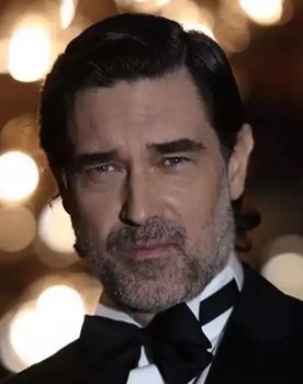 Burak Hakki as Volkan