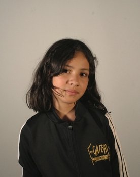 Sofía Nava Estrada as Lucía