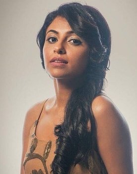 Manasi Rachh as Sneha