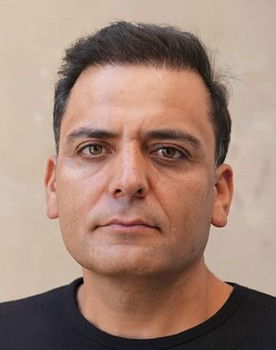 Tuncay Kaymaz as Vedat