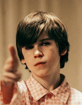 Kacper Olszewski as Janusz