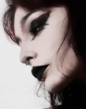 Jessica Bruna as Sofia
