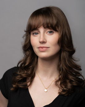 Chloe O’Shea as Sylvia Drakos