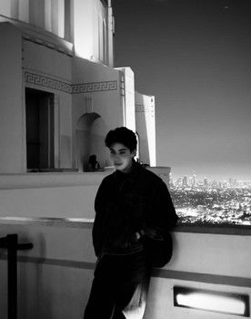 Guy Barzilay as Soldier 1