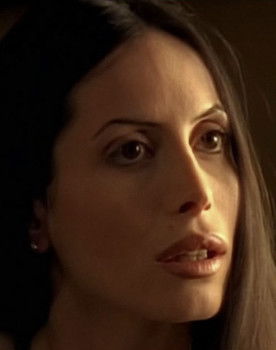 Daniela Olivieri as Suzette