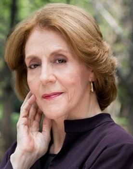 Julieta Egurrola as Otilia's mother