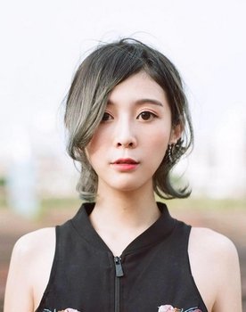 Albee Liu as 婷婷