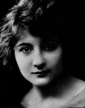 Evelyn Greeley as Self - Cameo Appearance