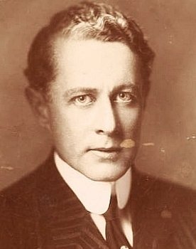 Edward Martindel as Colonel Dupont