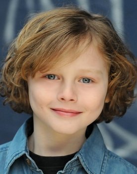 Michael Riendeau as Robbie Pickering