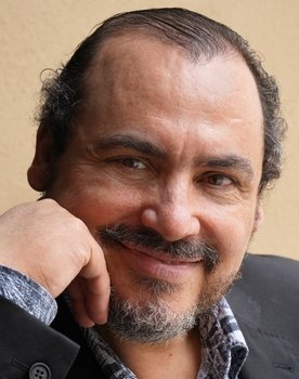 Joaquín Núñez as Tomás