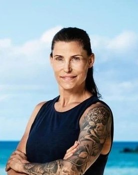 Catherine Hardenborg as Myrna Clavebo