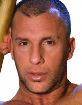 Óscar León