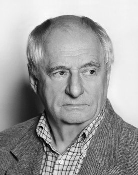Mark Zakharov as Self - Режиссер