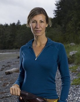 Nicole Apelian as Candace